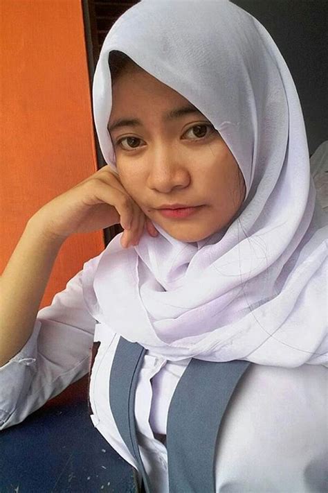 cewek cantik ngentot|cewek montok sexy cantik ngentot Search